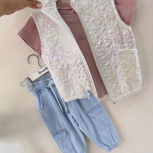 Conjunto 3 piezas niña jean chaleco y camisa