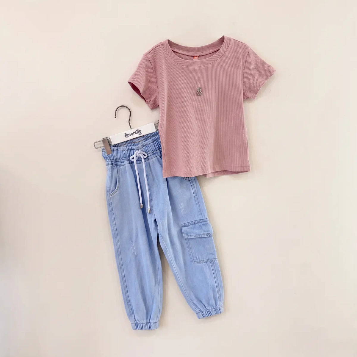 Que nota conjunto 3 piezas niña jean chaleco y camisa