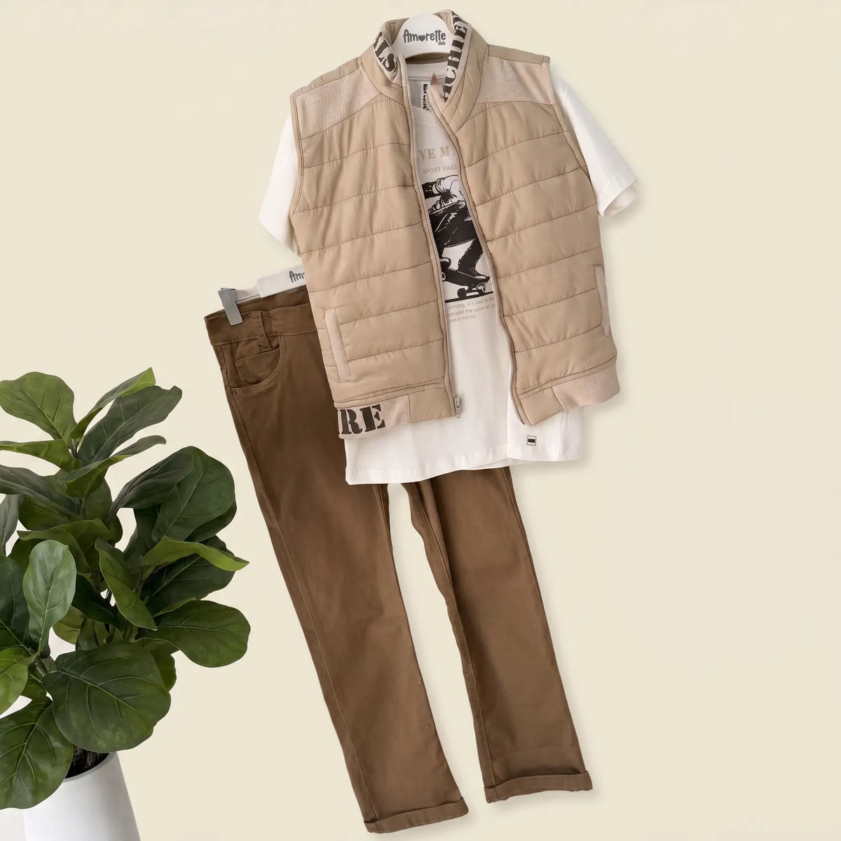 Que nota conjunto tres prendas chaleco camisa y pantalon