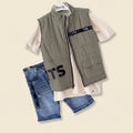 Que nota conjunto tres prendas chaleco camisa y bermuda
