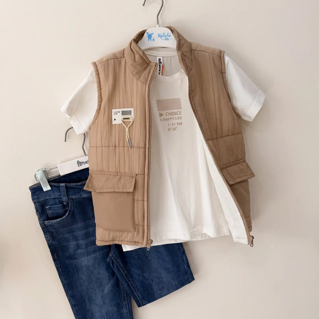 Que nota conjunto niño 3 prendas chaleco camisa y pantalon jean