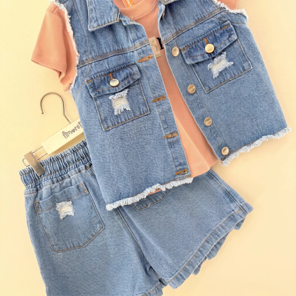 Que nota conjunto 3 prendas falda short chaleco y camisa REF: 21214