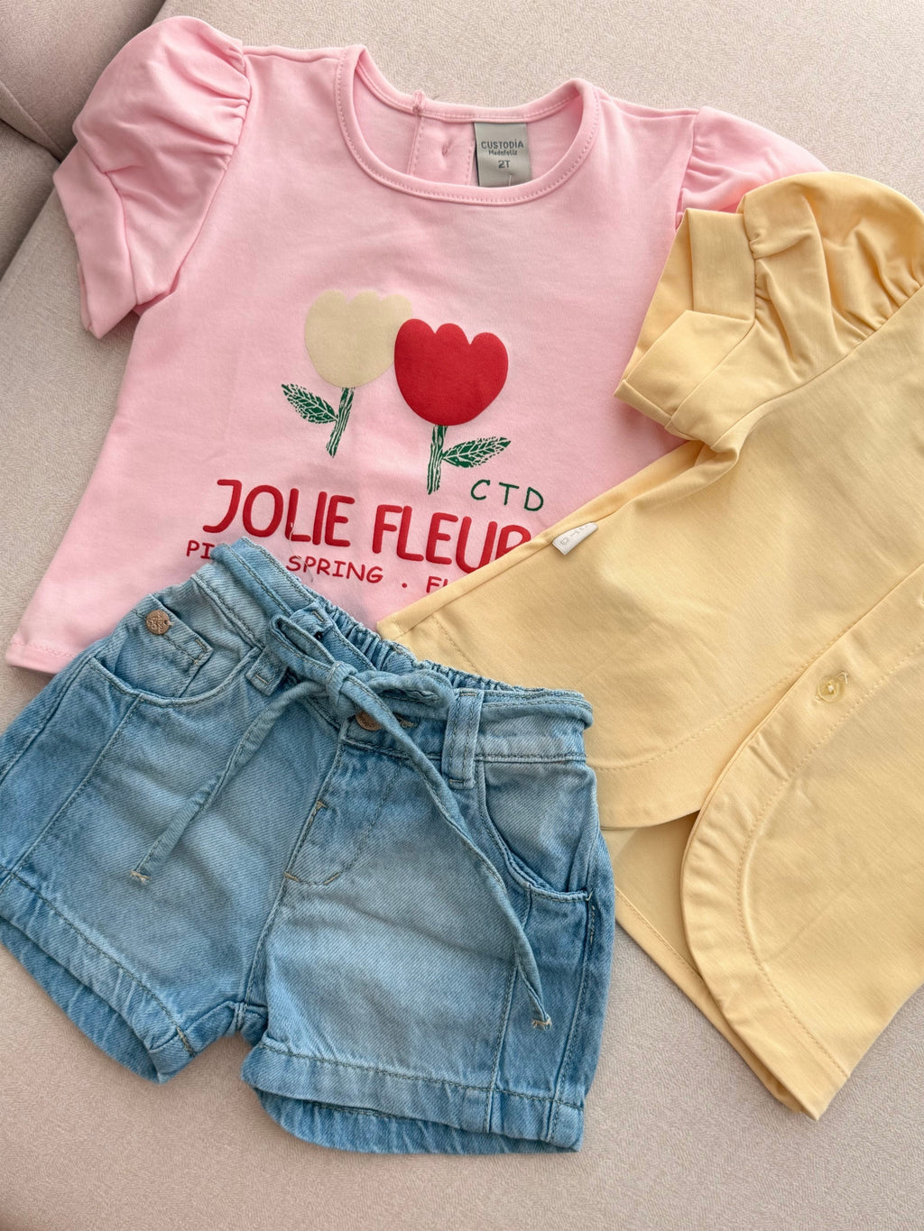 Conjunto X2 prendas blusa flores y short