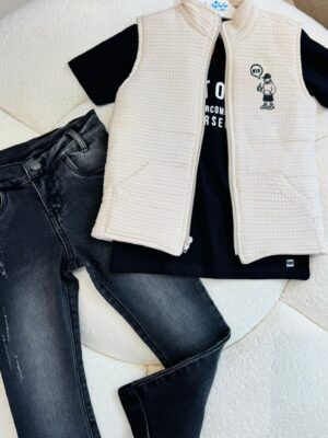 Que nota conjunto tres prendas jean chaleco y camisa